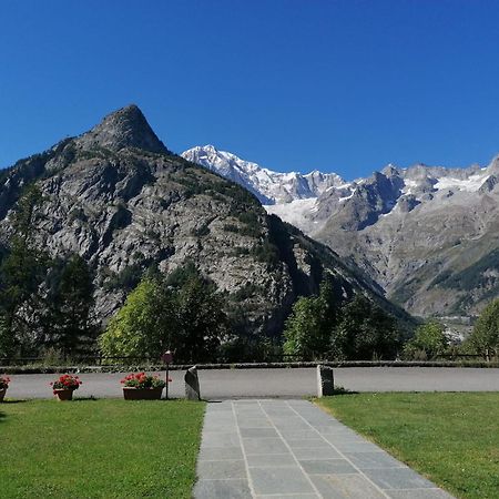 Le Reve Bed & Breakfast Courmayeur Exterior photo